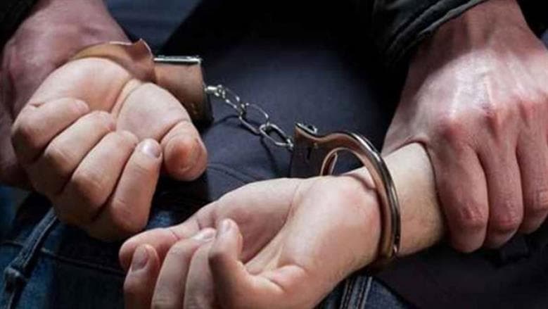 اعتقال عامل بتهمة سرقة 500 ألف من مذيع في الهرم