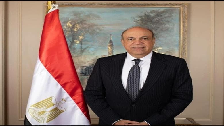 وزير الطيران يكرم مصر للطيران على إنجازها