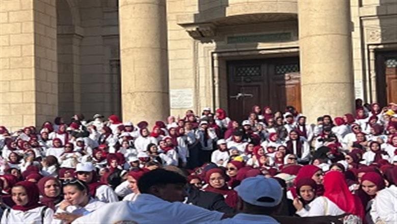 بدء العام الدراسي في الجامعات