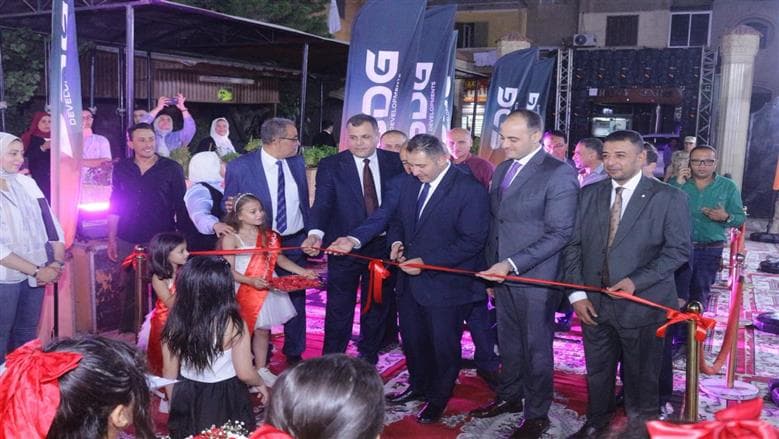 محافظ دمياط يطلق معرض مدرستي ويكرم الأوائل