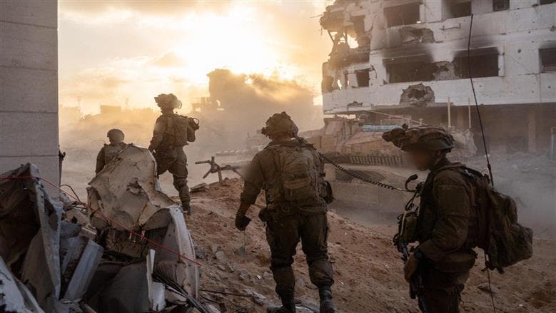 إسرائيل تواصل استهداف مخيمات Gaza