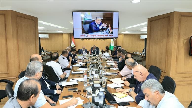 محافظ الجيزة يدعو لرصد شكاوى المواطنين