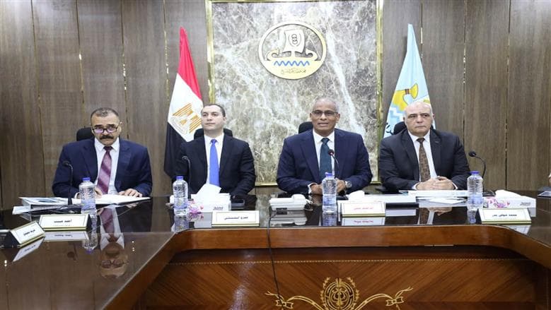 السيسي يوجه لتحسين الخدمات وتسريع المشاريع