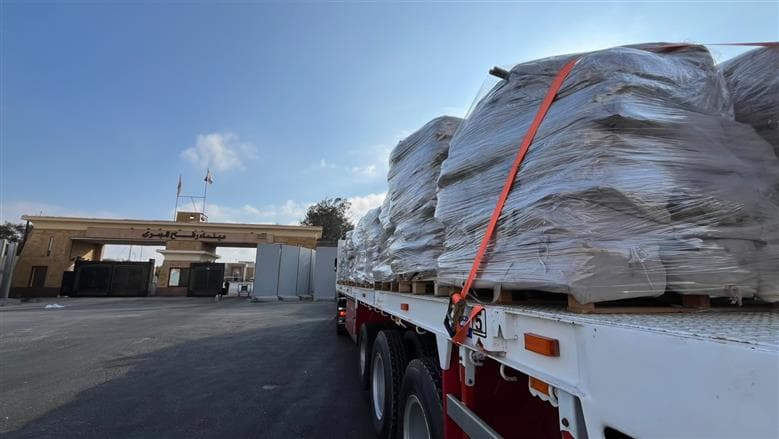 الهلال الأحمر المصري يطلق قافلة زاد العزة 274 لغزة