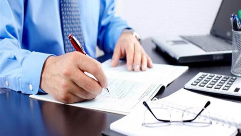هل تتوقف عن العمل وتستلم رواتك قانون الخدمة المدنية يوضح
