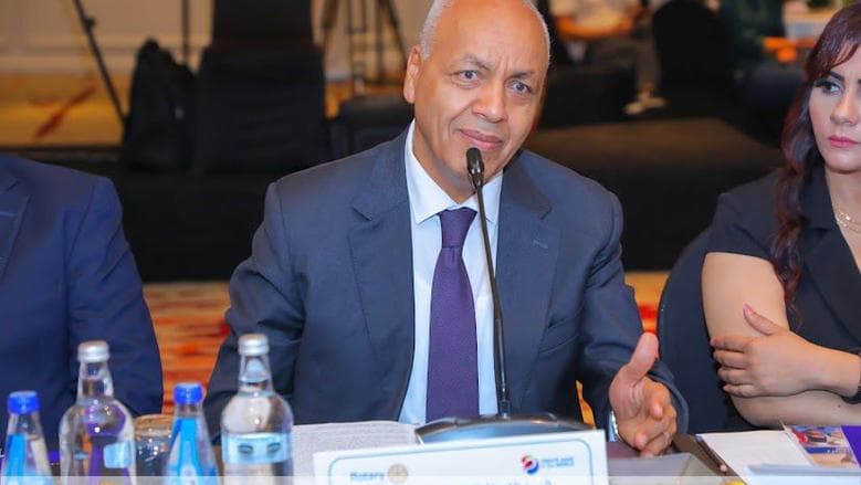 مصطفى بكري الرئيس السيسي يراقب جميع التفاصيل