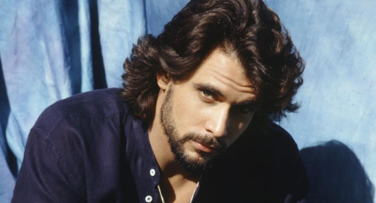 Actor Robert Kelker-Kelly Dies at 62