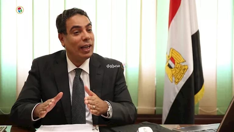 عبد الغفار يوضح خيارات لطلاب طب بورسعيد