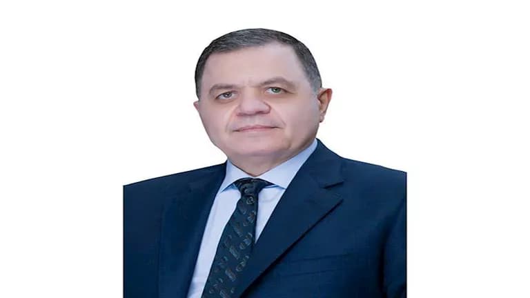 الداخلية تمنح 63 مواطنا جنسيات أجنبية مع الاحتفاظ بمصريتهم