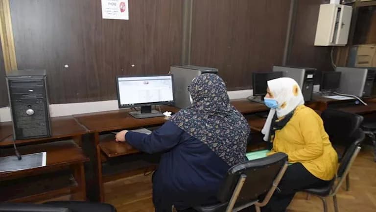 فتح التحويلات وتقليل الاغتراب لطلاب الثانوية
