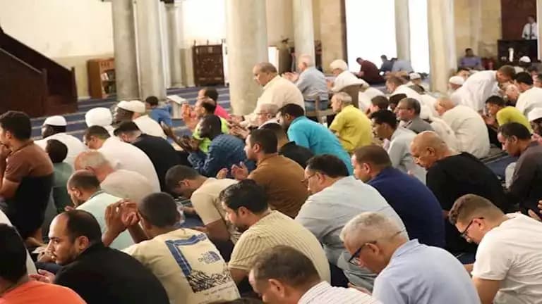 صلاة الجمعة من مسجد الجزارية بالإسماعيلية