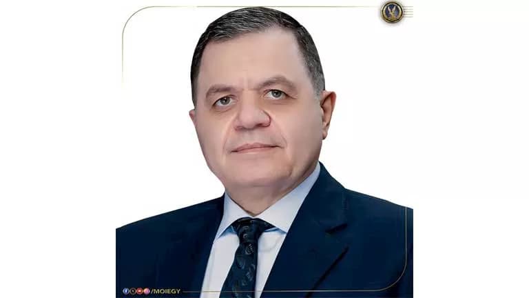 الداخلية تمنح 42 مواطنا التمتع بجنسيات أجنبية