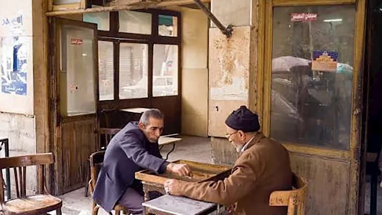 توقعات بزيادة عدد المسنين بمصر