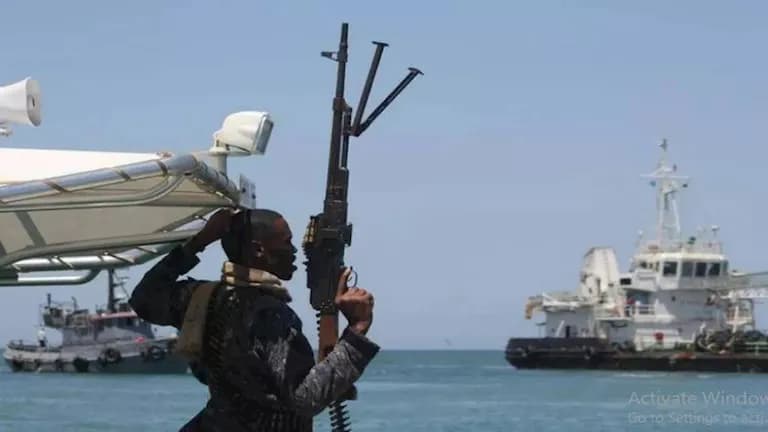 تحرير البحارة المصريين بعد 151 يوما