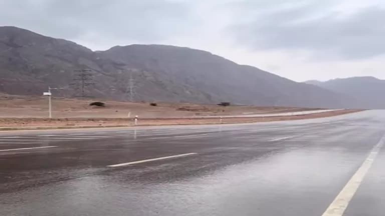 الأرصاد يحذر من أمطار وسيول