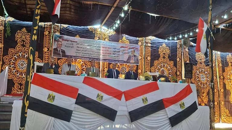 أربع أكفان تنهي نزاع 16 عاماً في أسيوط