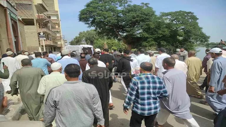 تشييع جثمان عزة رمزي في البحيرة