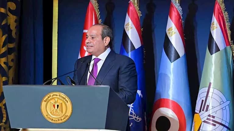 السيسي للمصريين: لم أجد أحدًا استيقظ مبكراً
