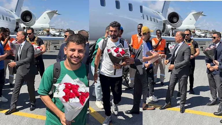 البحارة المصريون يصلون مقديشو للعودة