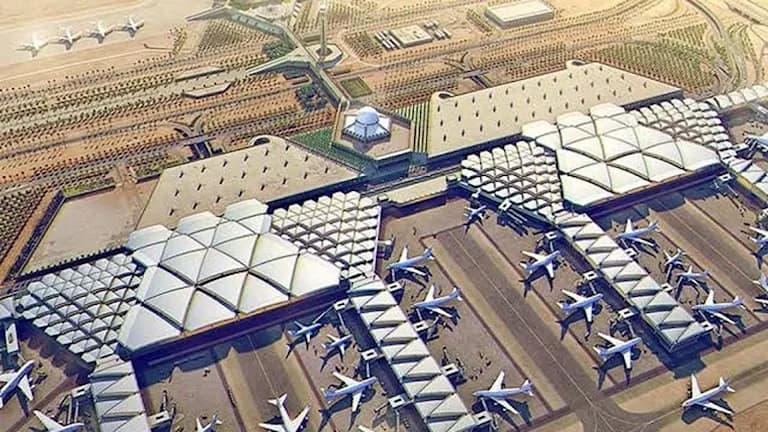 الحوثيون يستهدفون مطارات وقاعدة سعودية