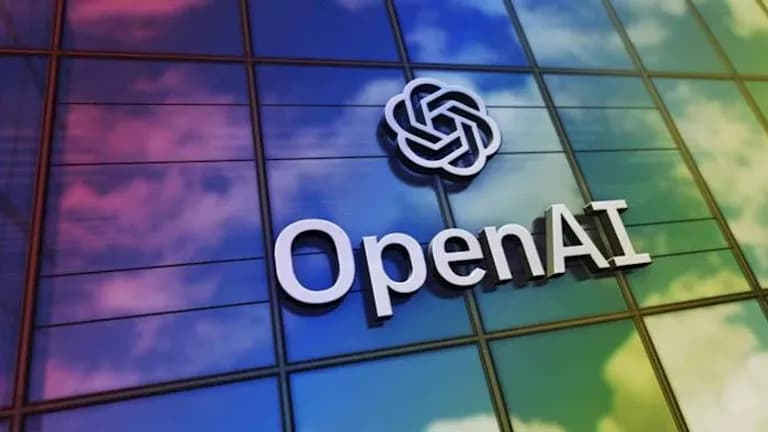 OpenAI توقف GPT-5.5 وما بعده