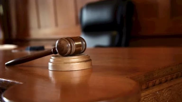 محكمة تحدد إجراءات محاكمة 43 متهمًا في خلية الهيكل الاداري
