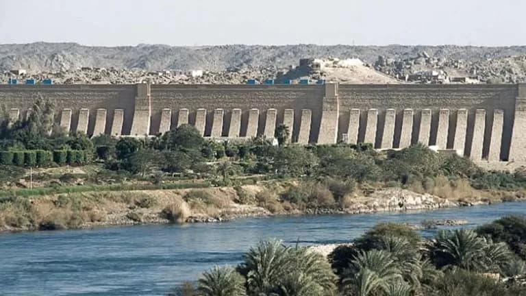 تطوير نموذج لتشغيل السد العالي وتوشكى