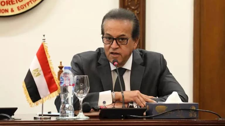 وزير الصحة يربط قبول الكليات باحتياجات السوق