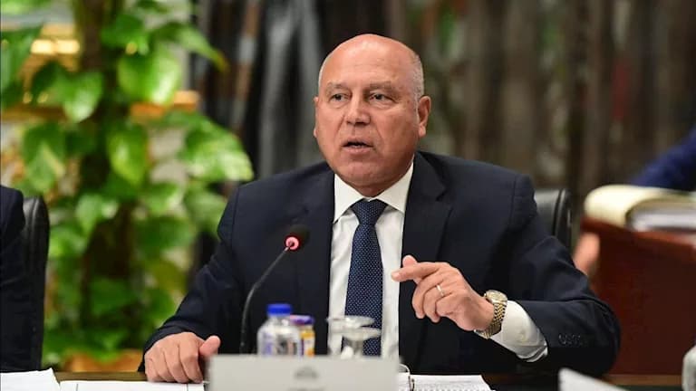 كامل الوزير يدعم مهندسة موهوبة بوزارة النقل