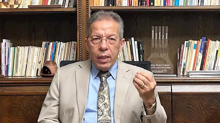 نقيب الأطباء: 10 آلاف طبيب حصلوا على شهادات سفر