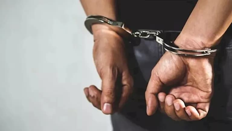 ضبط سائق ميكروباص يرفع الأجرة بالإسكندرية