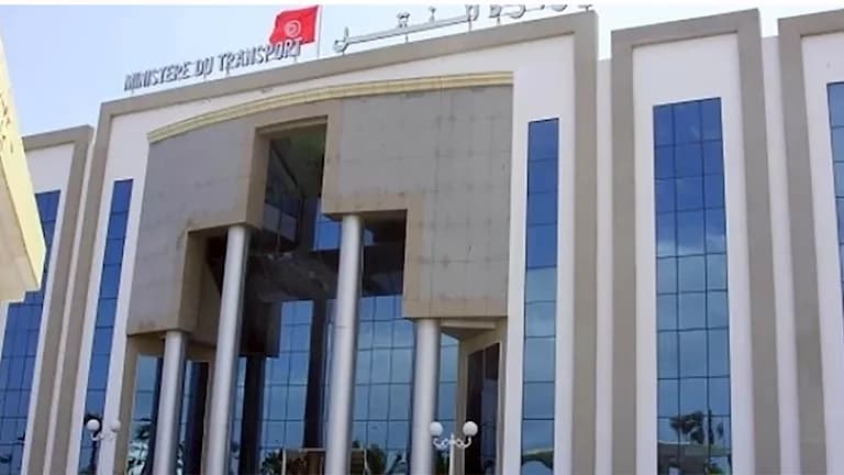 وزارة النقل تعزي ضحايا حادث أتوبيس دهب نويبع