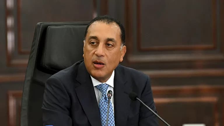 مدبولي يوجه بسرعة إنجاز تعديلات قانون التصالح