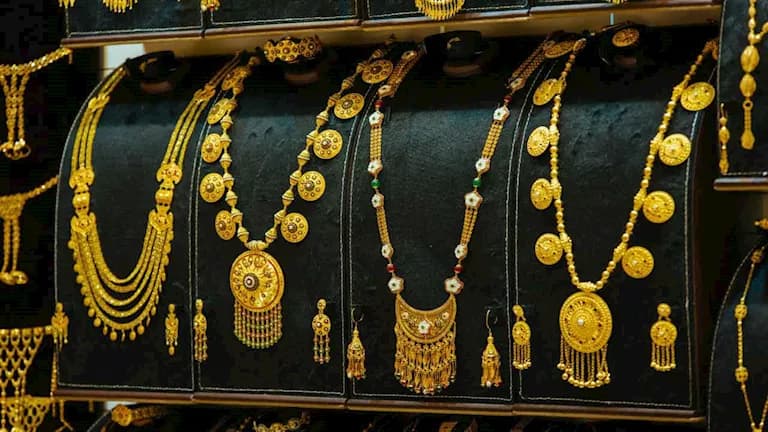 Gold prices rise Thursday morning