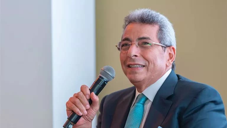 محمود سعد يطالب بتحرك جاد حول تعليم الطفل
