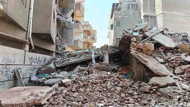 إزالة منزل مجاور وإصلاح منازل متضررة بعد انهيار عقار بنها
