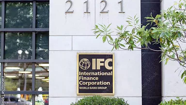 التمويل الدولية تنظر لتمويل استحواذ على مزارع الرياح
