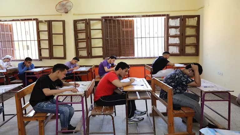 نسبة النجاح في الأدبي ترتفع لل93.9 في الثانوية