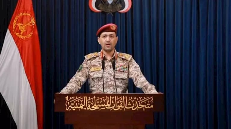 الحوثيون يهاجمون أرامكو ومطار الرياض
