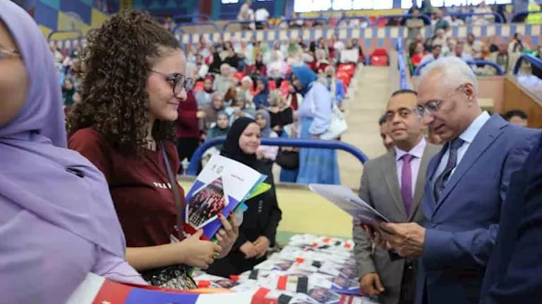 نشر تحليل المخدرات وبدء الكشف الطبي للطلاب الجدد في جامعة المنيا