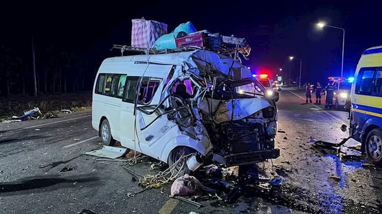 مصرع 12 في انقلاب ميكروباص بأسيوط