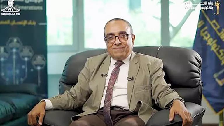 الاتصالات توضح شروط الانضمام لمبادرة الرواد الرقميين