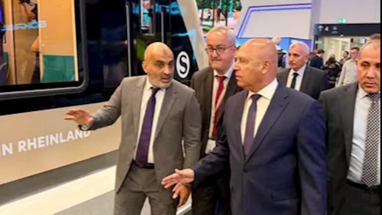 وزير النقل يطلع على مشاريع المترو والمونوريل في برلين
