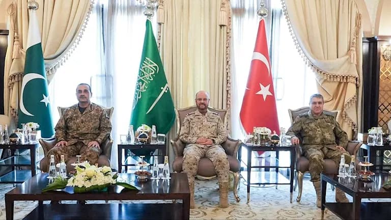 تركيا تتجه لبناء قاعدة في السعودية