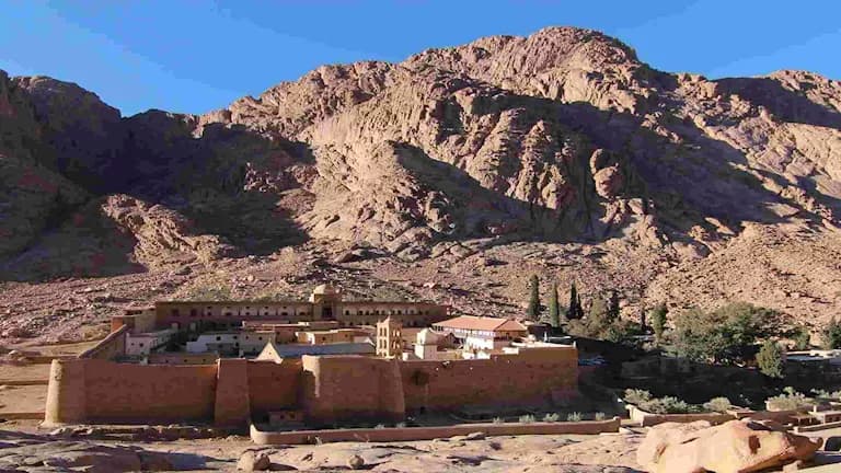 أسرار دير سانت كاترين في سيناء