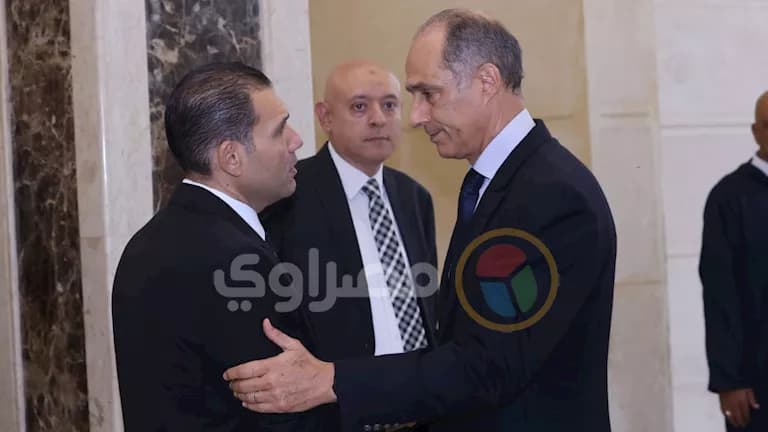 الخطيب وجمال مبارك وحضور في عزاء الزند
