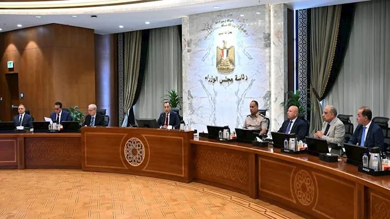 حكومة تصدر قرارا بشأن تعويضات المقاولات والبترول