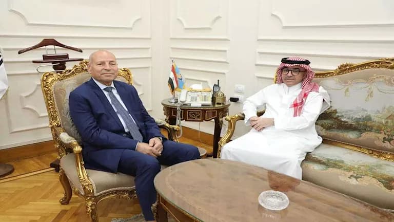 محافظ القاهرة يسعى لزيادة السياح والاستثمارات العرب