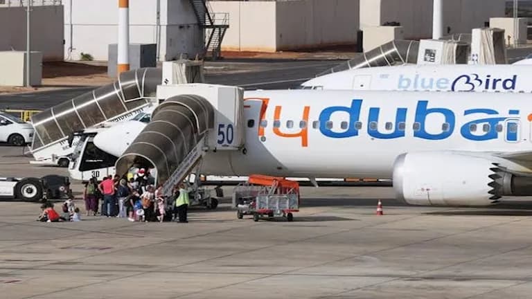 طائرة فلاي دبي البديلة تصل إلى مطار بن جوريون
