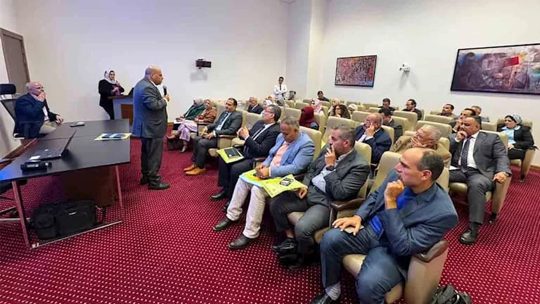 لجنة وطنية تناقش حماية بيئة البحر الأحمر